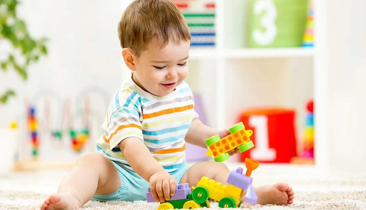 اسباب بازیهای مناسب برای سنین مختلف کودکان