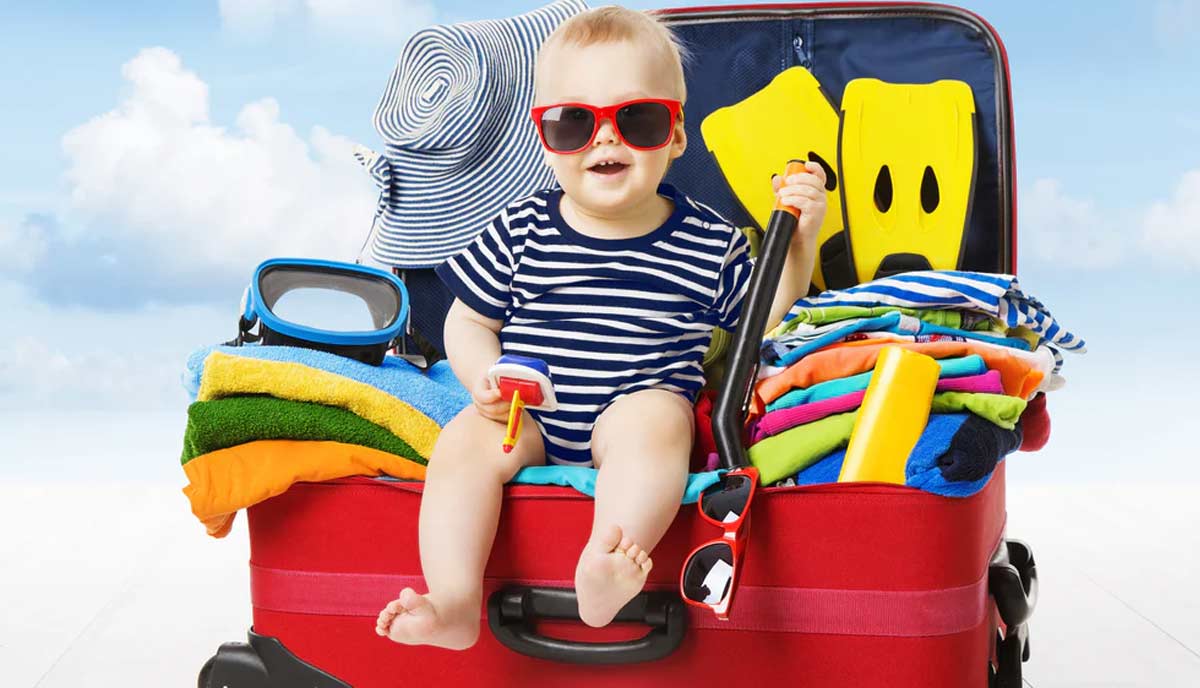 بهترین لباس ها برای سفر نوزاد