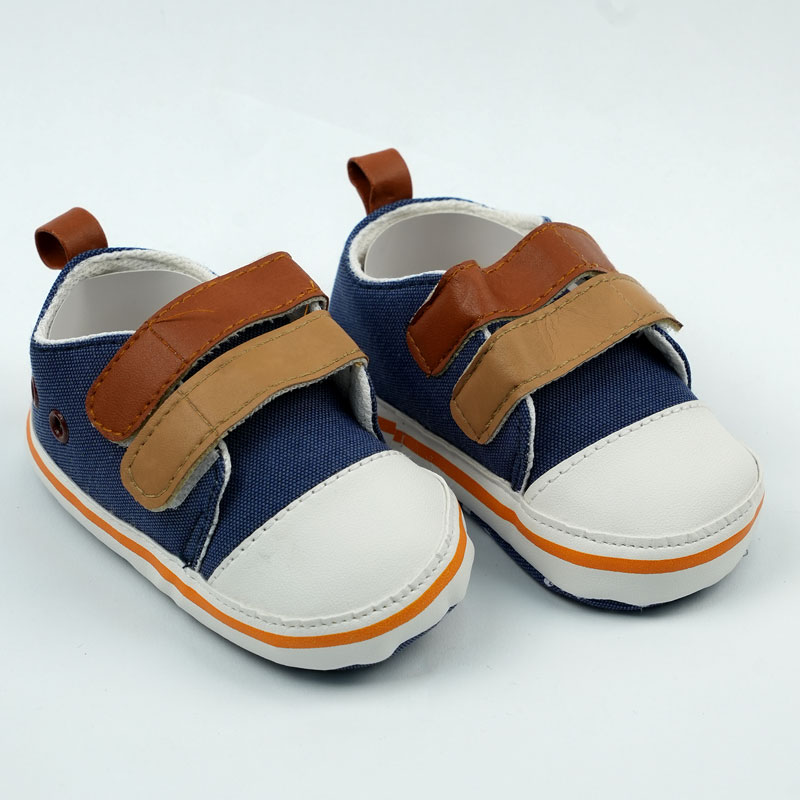 پاپوش کودک اسپرت طرح چسبی